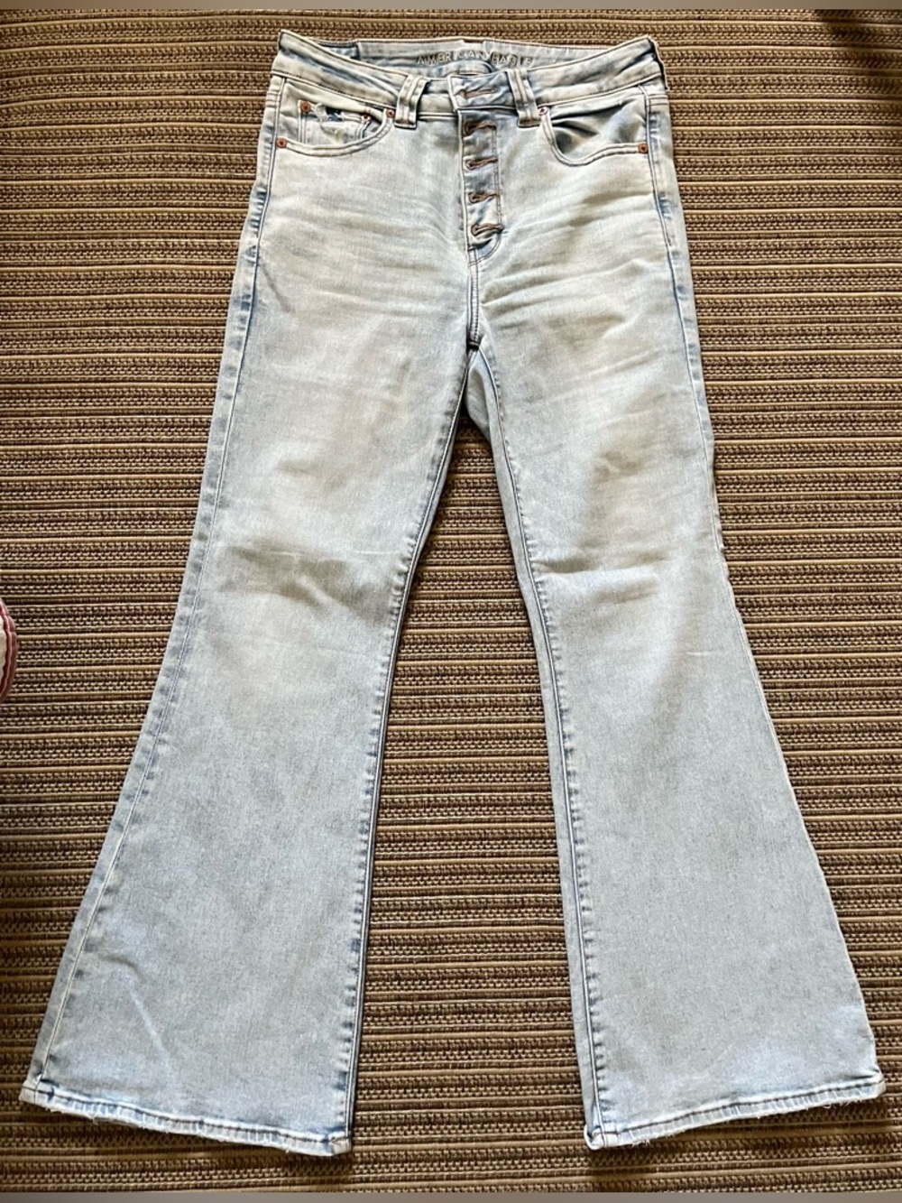American Eagle Light Wash Women's Flared Jeans